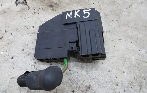 Ford Mondeo MK V Fuse GMAUTO4574097