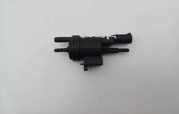 Mercedes-Benz CLK A209 C209 Valve vacuum 0025401497