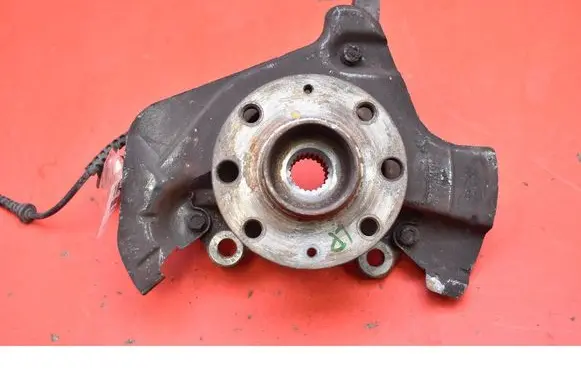 Opel Corsa E Front wheel hub spindle knuckle 13388767
