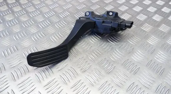 Volvo XC60 Accelerator throttle pedal 6G929F836DD 6PV009220