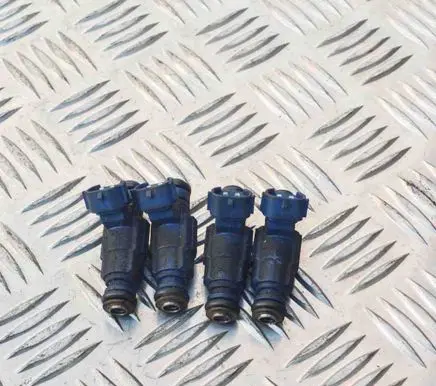 Hyundai i10 Fuel injectors set 9260930017 3531002900