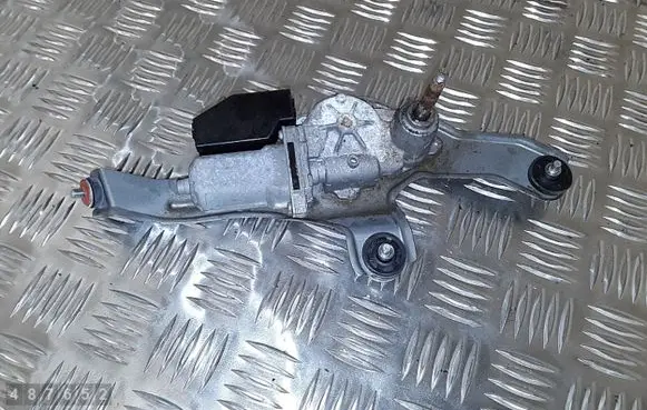 Toyota Prius (XW20) Wiper motor