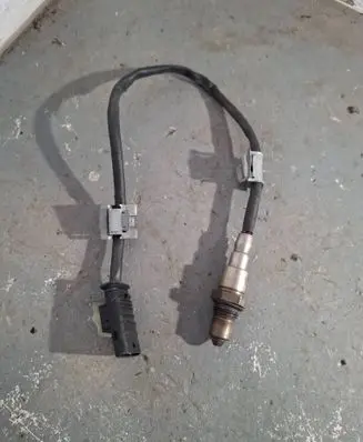 BMW X3 F25 Lambda probe sensor 8593852