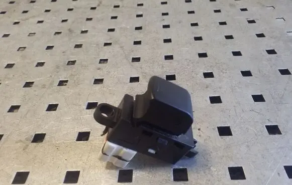 Subaru Outback Electric window control switch