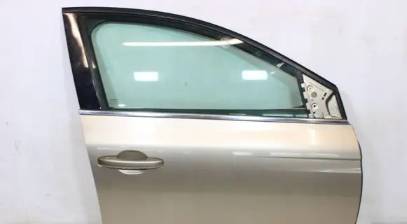 Renault Megane IV Front door