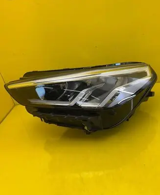 BMW X1 U11 Headlight/headlamp 5A5BD43-02