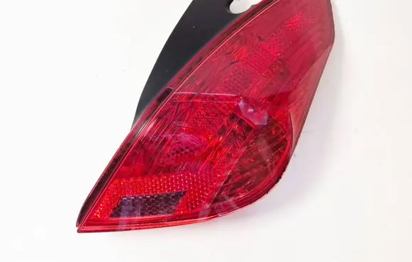 Peugeot 308 Rear/tail lights 9680425880