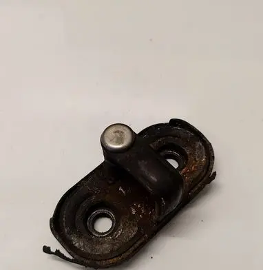 Volkswagen Golf V Rear door lock loop/hook striker 