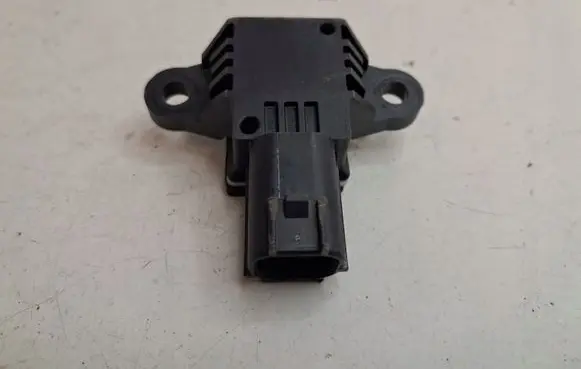 Hyundai Santa Fe Airbag deployment crash/impact sensor 95930S1000