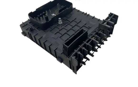 Volkswagen Touran I Fuse box set 1K0937124H 0410500101E 015345021