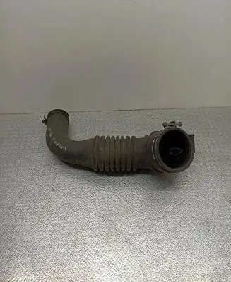 Mitsubishi Galant Air intake hose/pipe MD188983