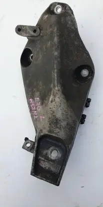 BMW X5 E70 Engine mounting bracket 6772679