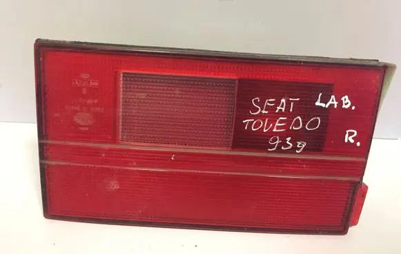 Seat Toledo I (1L) Tailgate rear/tail lights 1L0945094S