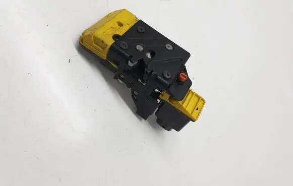 Volvo XC90 Rear door lock