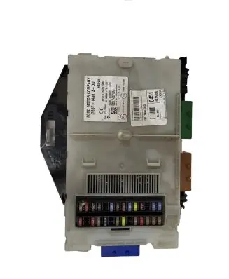 Ford Mondeo MK IV Fuse module 7G9T14A073DD 97RI010012 116RA000084