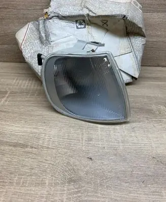 Volkswagen Polo III 6N 6N2 6NF Front indicator light 6N0953050C