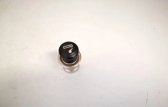 Lexus IS 220D-250-350 Cigarette lighter 