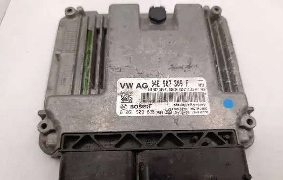 Volkswagen PASSAT B8 Engine control unit/module 04E907309F 0261S09836