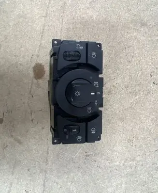 BMW 5 E60 E61 Light switch 6953737 33291903 0050876783001