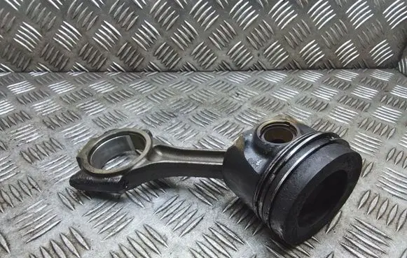Audi A4 S4 B8 8K Piston with connecting rod