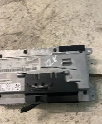 Audi A6 S6 C6 4F Radio/CD/DVD/GPS head unit 4F0919603B
