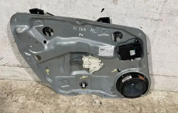 Mercedes-Benz ML W164 Front door window regulator with motor A1648209385