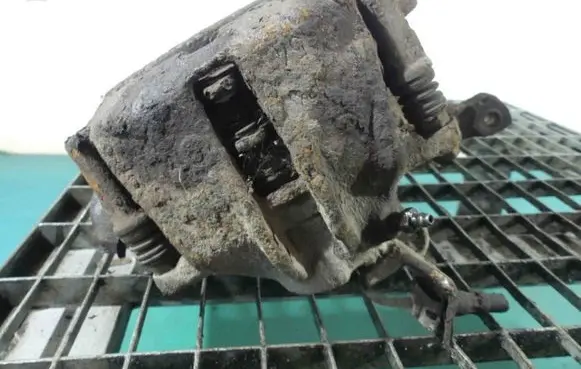 Volkswagen PASSAT B3 Front brake caliper IMPRK1232433