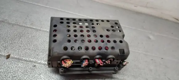 Opel Vectra B Central body control module