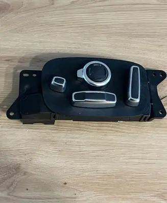Land Rover Range Rover Sport L494 Seat adjustment assembly J8A214B566AA J8A214B566