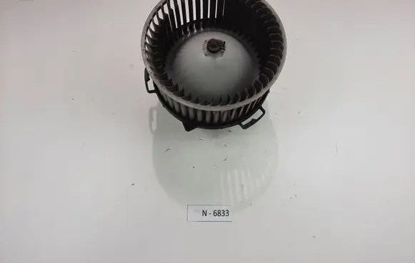 Mazda 3 I Heater fan/blower 8940000