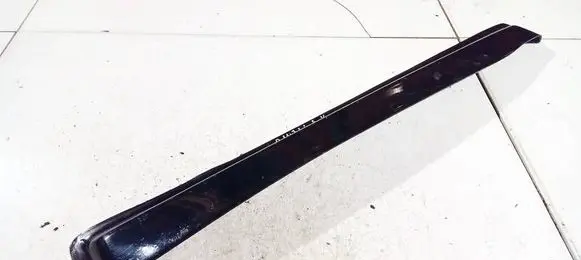 Nissan X-Trail T30 Sliding door wind deflector 