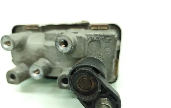 BMW 5 F10 F11 Turbine electric control actuator 797863