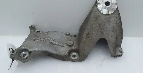 Porsche Cayenne (92A) Engine mounting bracket 7P0199307