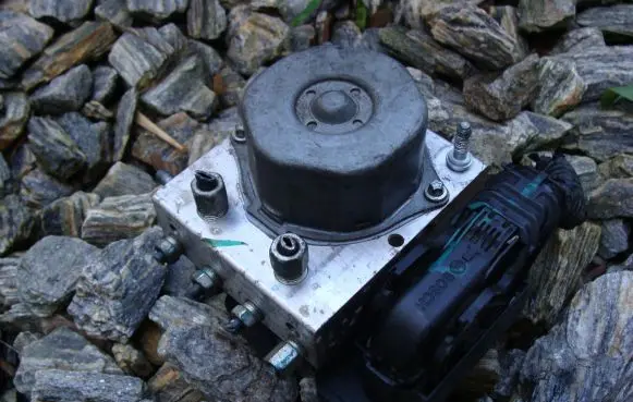 Nissan Micra ABS Pump 476601H20A