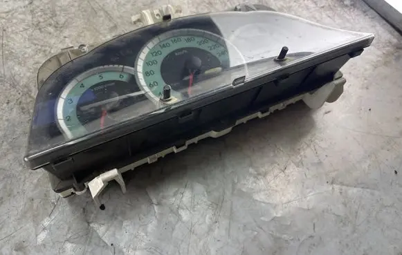 Toyota Corolla Verso AR10 Speedometer (instrument cluster) 838000f092a Mb2574403890