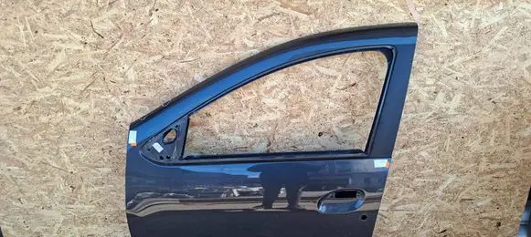 Dacia Duster II Front door C01762