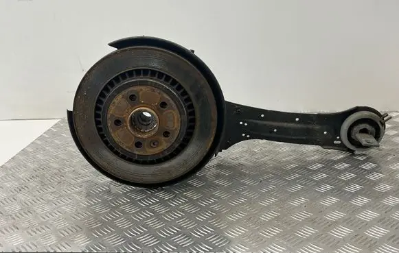 Volvo V60 Rear wheel hub 6G915A968