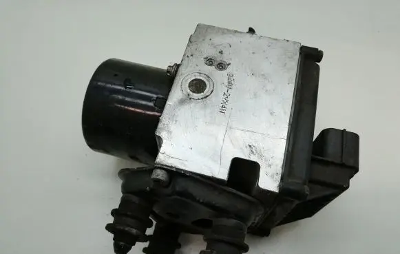 Volkswagen PASSAT B6 ABS Pump 3C0614109AF