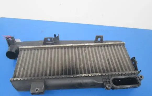 Citroen Xsara Picasso Intercooler radiator