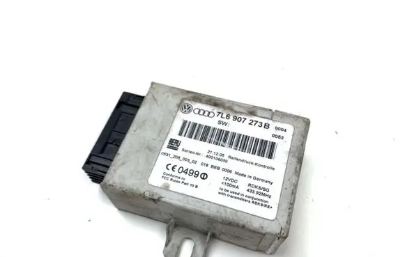 Volkswagen Touareg I Tire pressure control unit 7L6907273B