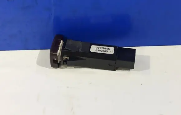 Volvo S80 Hazard light switch 9123685 30710106