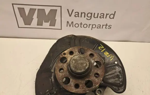 Mercedes-Benz E W212 Front wheel hub spindle knuckle