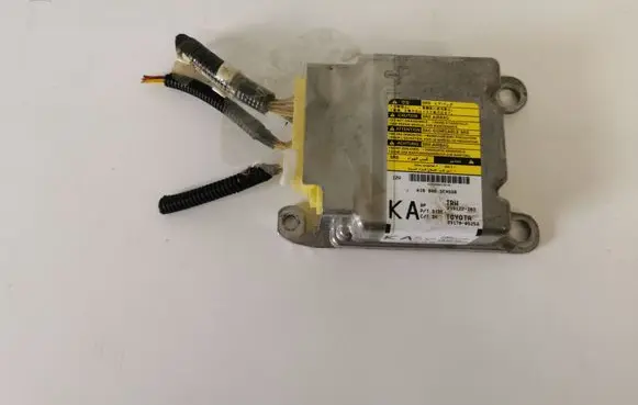 Toyota Avensis T270 Airbag control unit/module 299122103