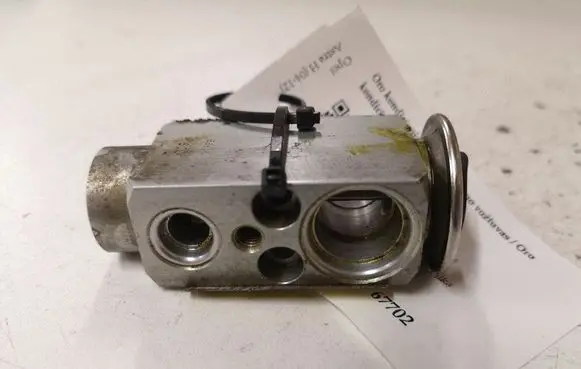 Opel Astra H Air conditioning (A/C) expansion valve 324336 R134A