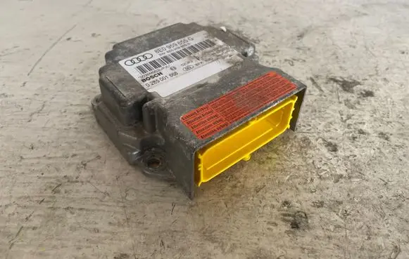 Audi A4 S4 B7 8E 8H Airbag control unit/module 8E0959655G 0285001668