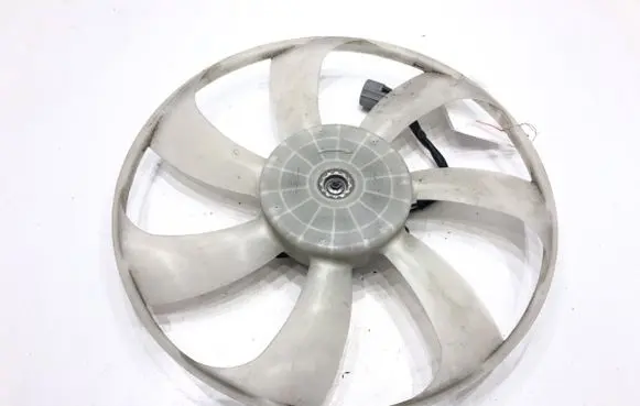 Toyota Yaris Fan set 16363K0030