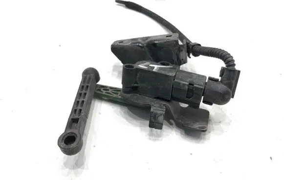 Audi Q3 F3 Headlight/headlamp level sensor 5Q0907503