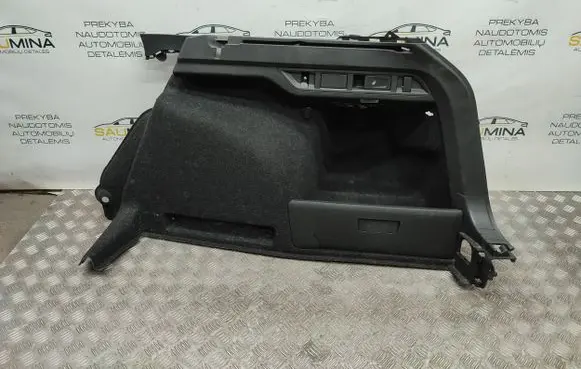 Skoda Octavia Mk4 Trunk/boot lower side trim panel 5E7867428A