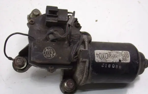 KIA Pride Front wiper linkage and motor 03521-5050
