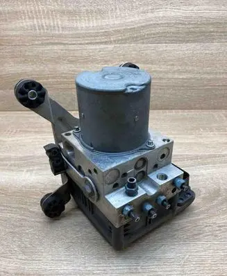 BMW 5 F10 F11 ABS Pump 6795519 6795521